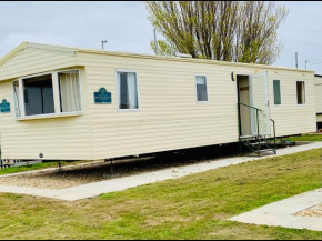 Trusville Mablethorpe 3 Bedroom Caravan . Beachside site !